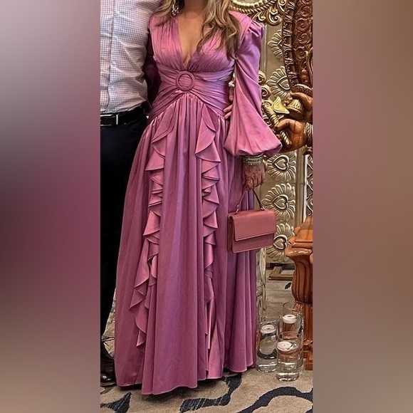 Patbo dress - Picture 2 of 6